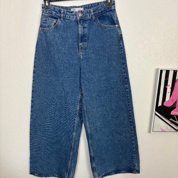 Zara Denim - ZARA Wide Leg Jeans High Waisted Paint Medium Wash Womens Size USA 4